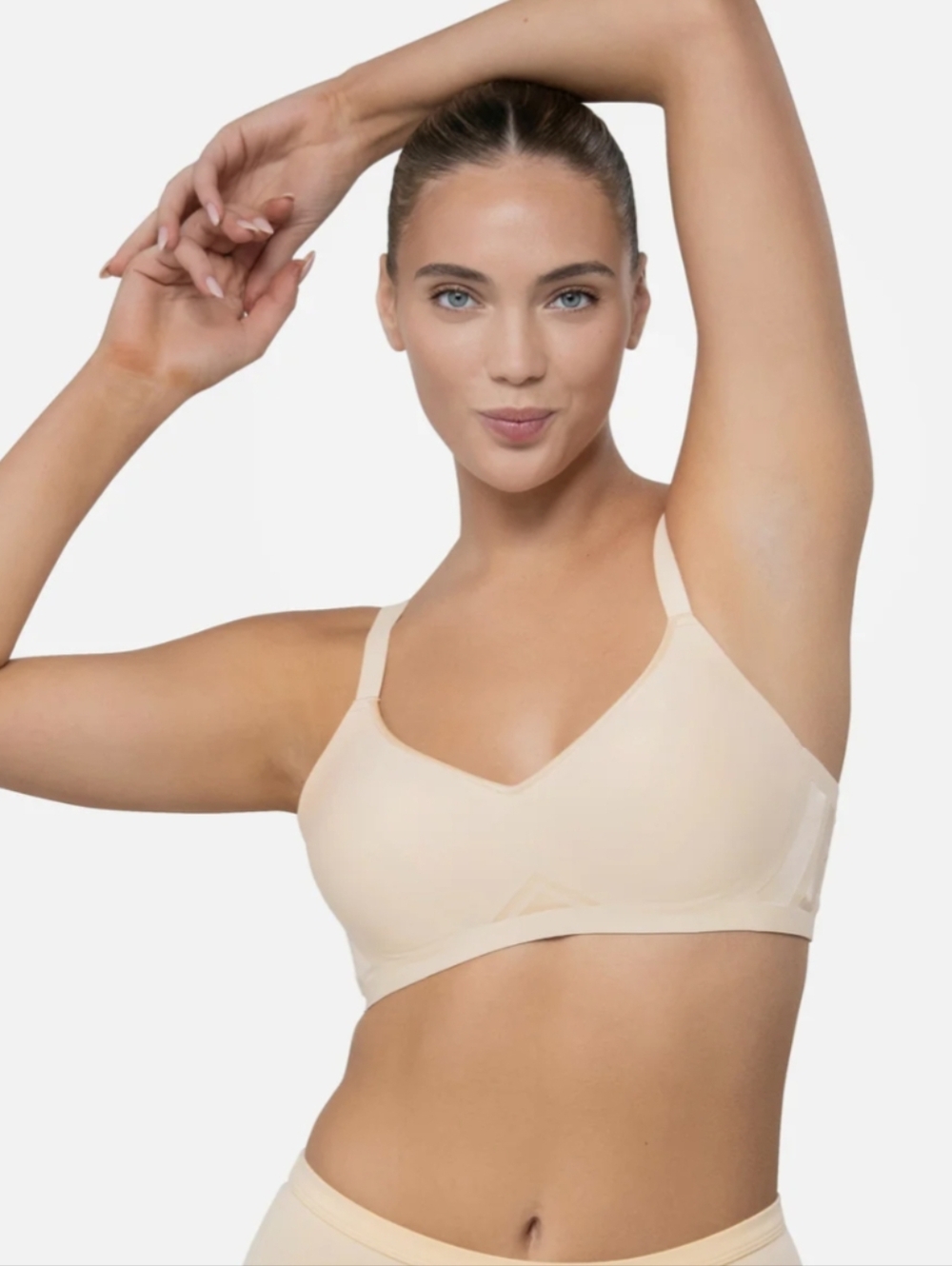 Underoutfit 1277 The Pureshape Bra Size Large Tan Wireless 3D Molded New